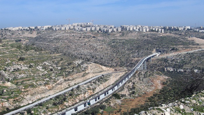 The separation wall © Amos Trust